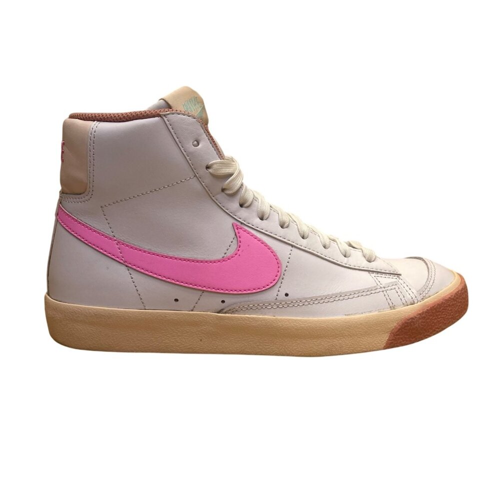 Nike Youth White & Pink Leather High-Top Blazer Mid '77 GS Sneakers Size 6.5Y